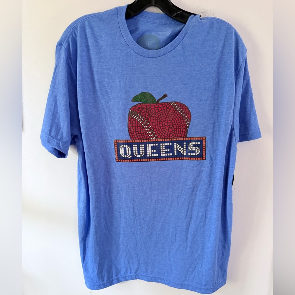 Queens New York Apple Subway‎ Tile t shirt size large